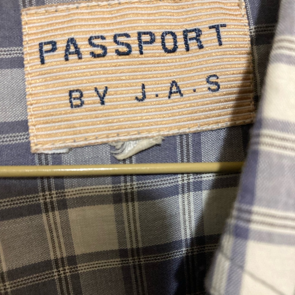 Men’s button down - Picture 2 of 5